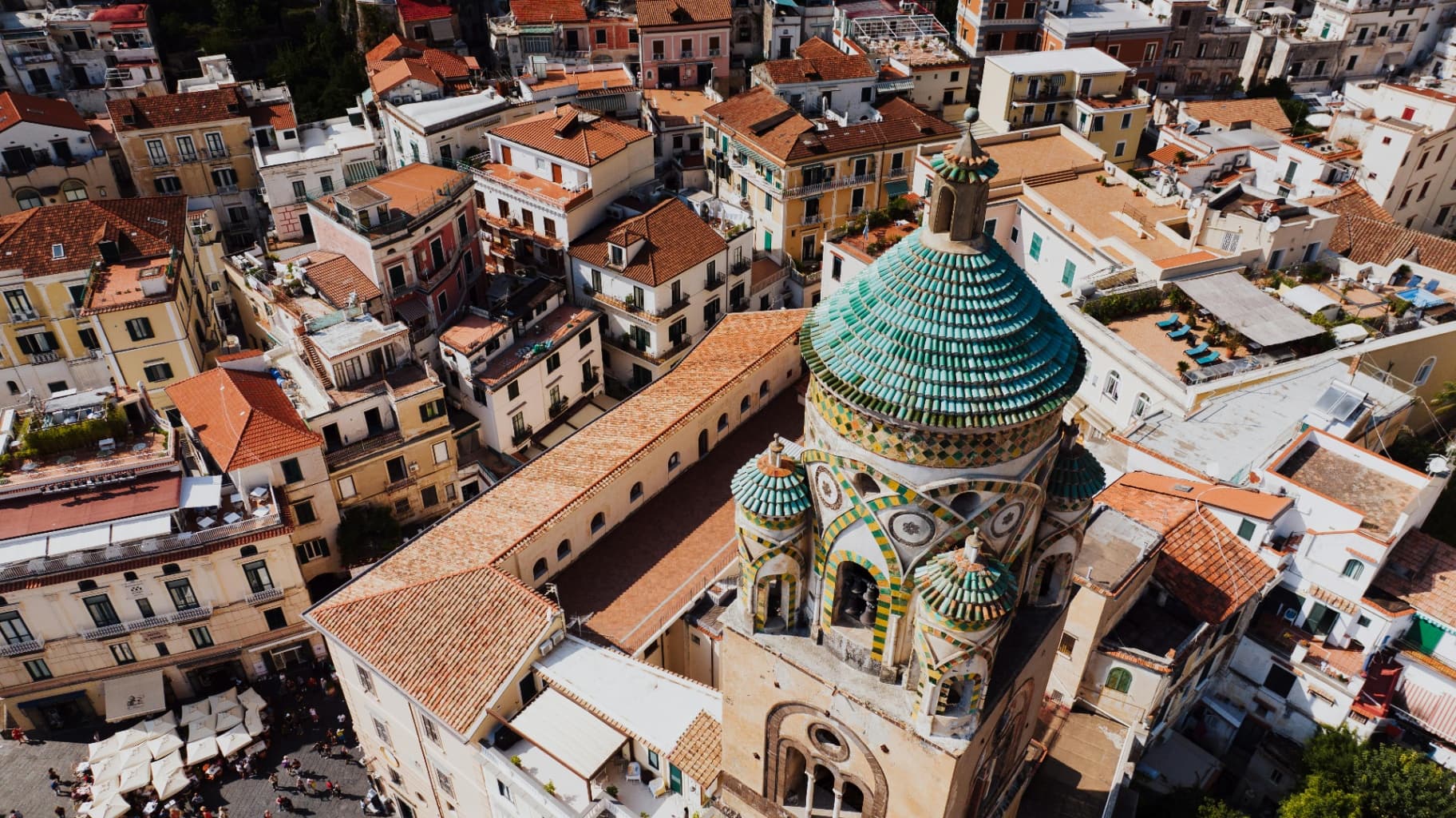 Vietri sul Mare oltre le ceramiche: quartieri, sapori e panorami insoliti